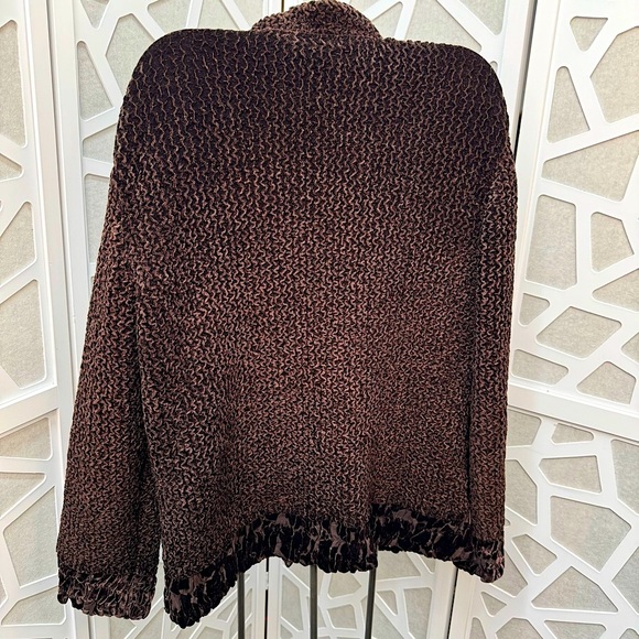 {Silkland} VTG Chocolate Brown Crinkle Knit Cardigan Jacket, Velvet Floral Trim - Picture 11 of 12
